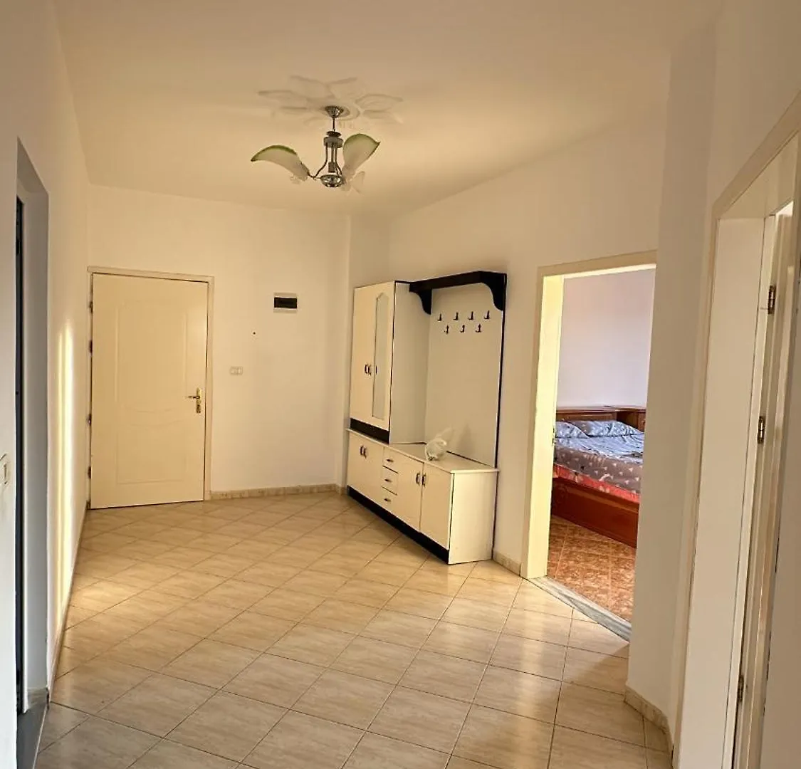 Apartment In Përmet 0*,