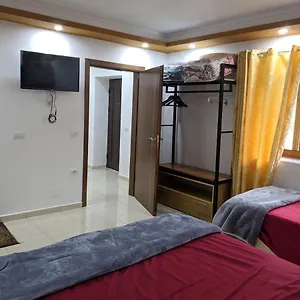 Alvi Apartment